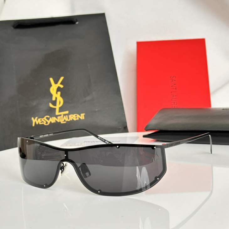Picture of Saint Laurent Sunglasses _SKUfw79398671fw
